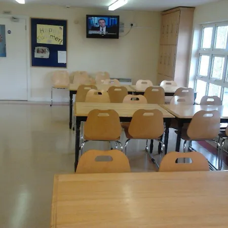 Courtbrack - Off Campus Hostel