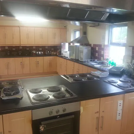 Courtbrack - Off Campus