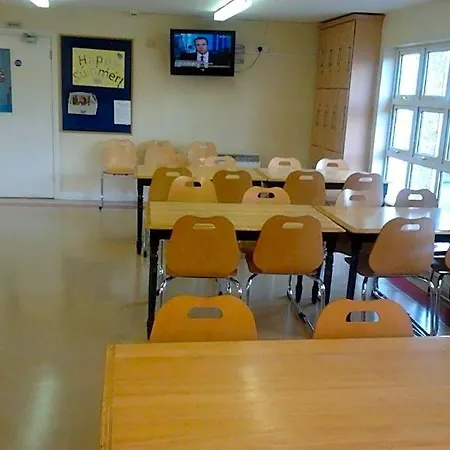Courtbrack - Off Campus Hostel