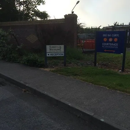 호스텔 Courtbrack - Off Campus *