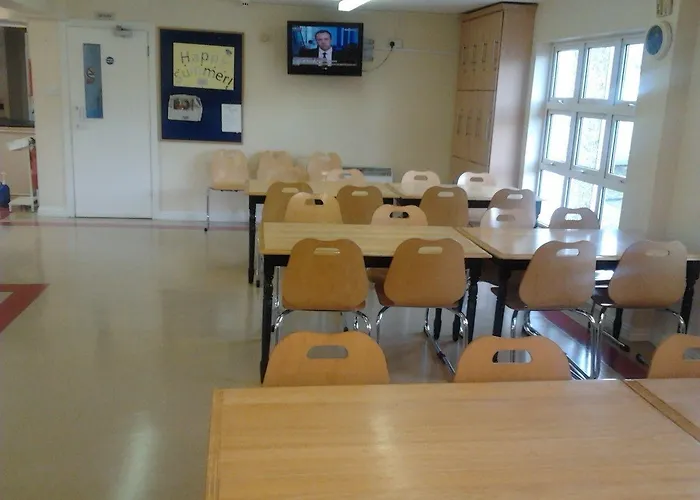 Courtbrack - Off Campus Hostel