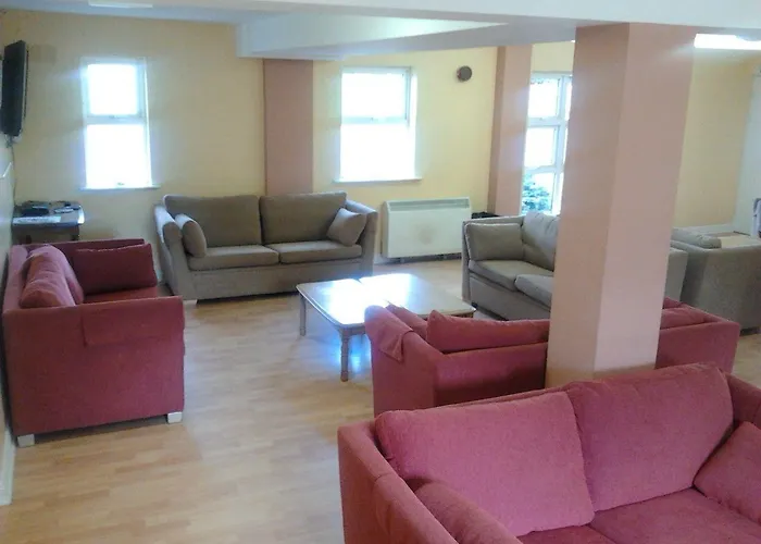 Courtbrack - Off Campus Hostel