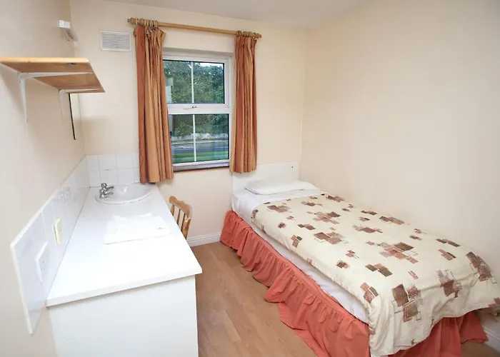 Courtbrack - Off Campus * Limerick Junction