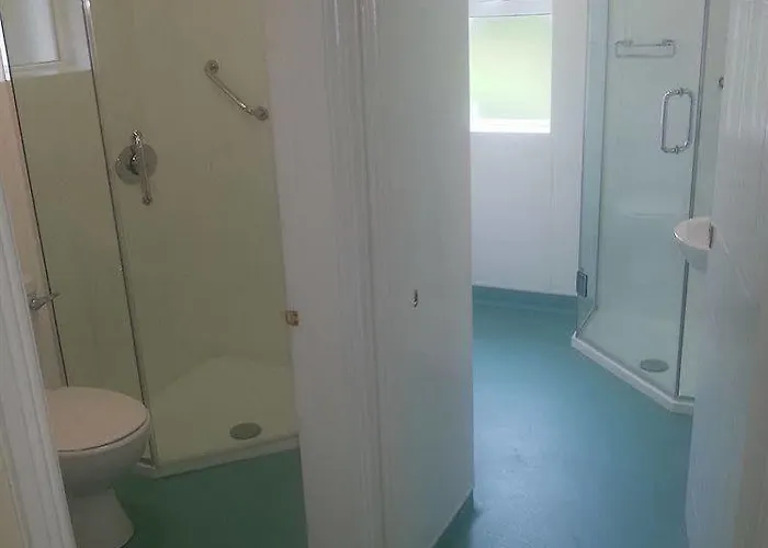 Hostel Courtbrack - Off Campus *